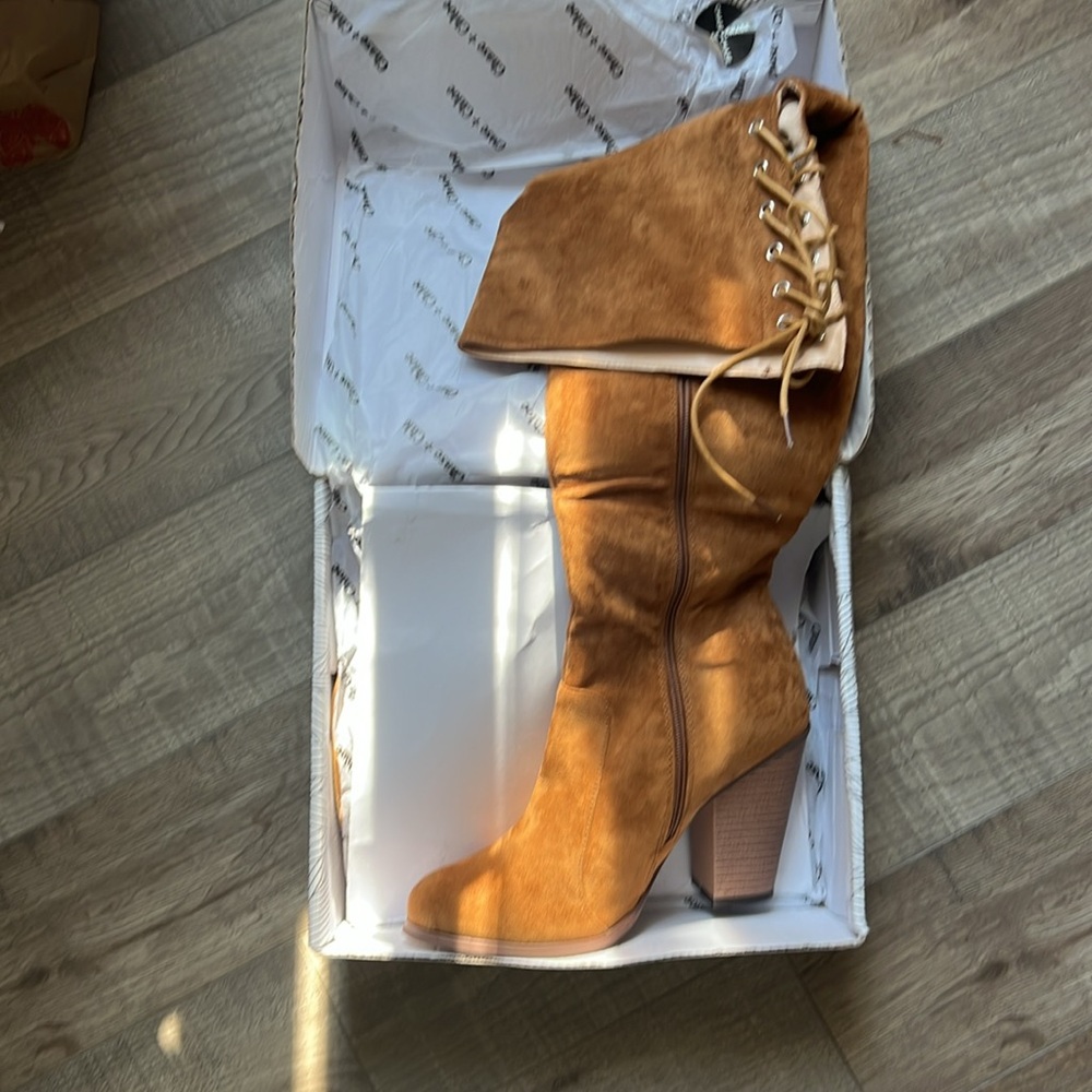 Suede boots - Picture 3 of 4